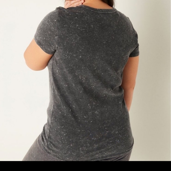 PINK  SHORT SLEEVE PERFECT T-SHIRT - Picture 2 of 5